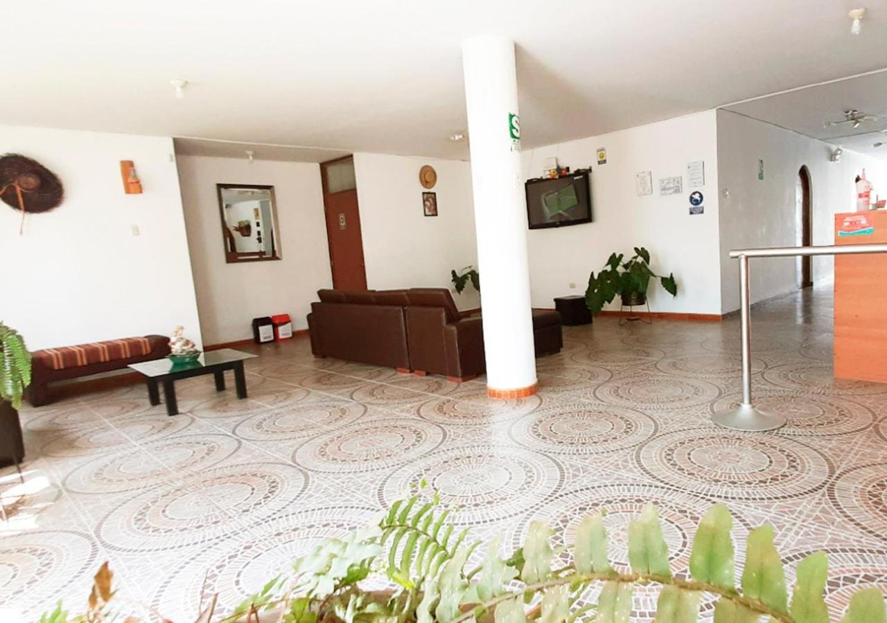 Hotel Vinas Del Sol Eterno Chincha Alta Exterior photo